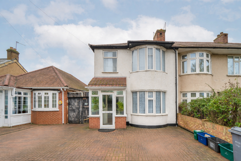 3 bedroom semi-detached house for sale, Wellington Road South, Hounslow TW4