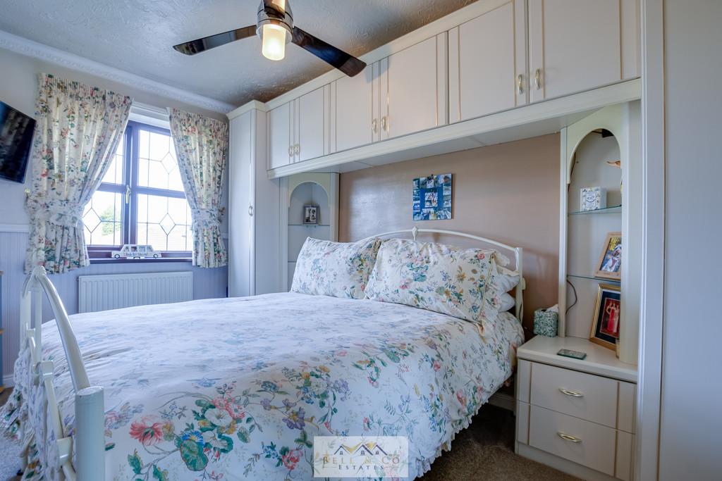 Bedroom 2.1