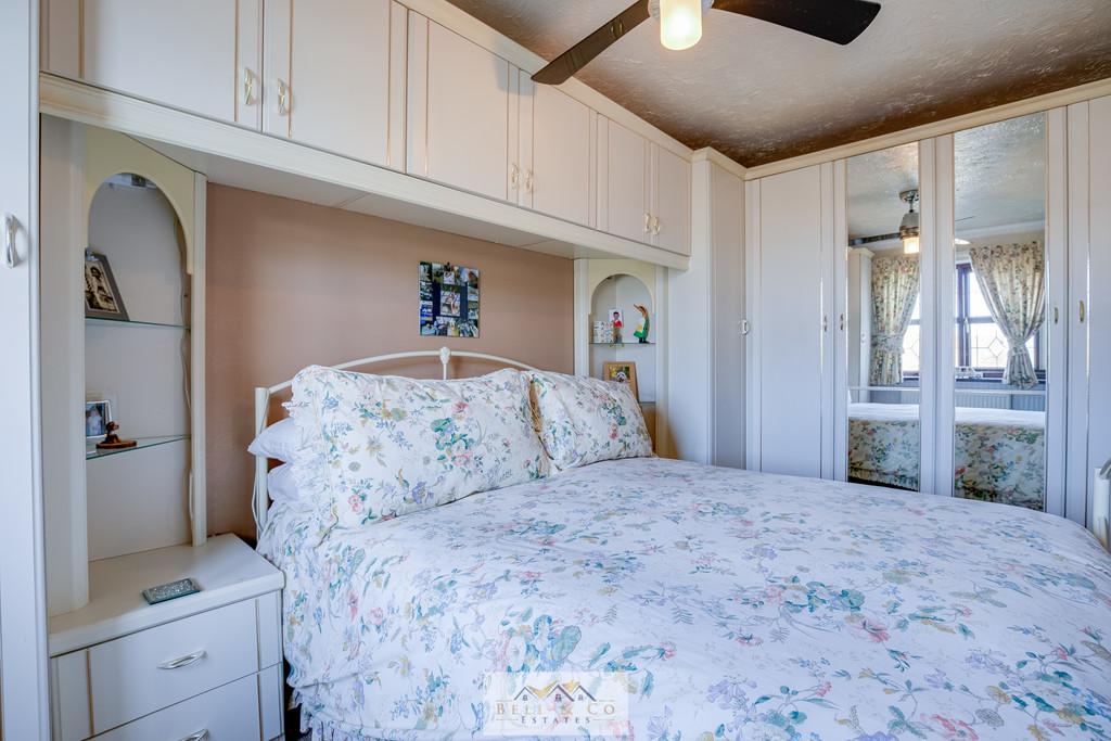 Bedroom 2.3