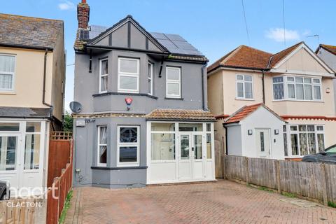 3 bedroom detached house for sale, West Avenue, Clacton-On-Sea