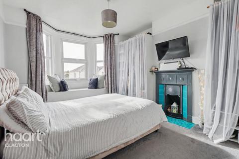 3 bedroom detached house for sale, West Avenue, Clacton-On-Sea