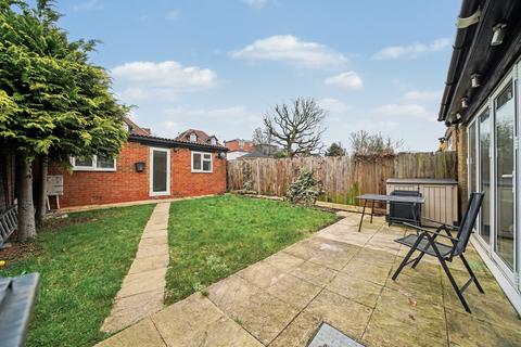 4 bedroom terraced house to rent, Alders Road,  Edgware, HA8