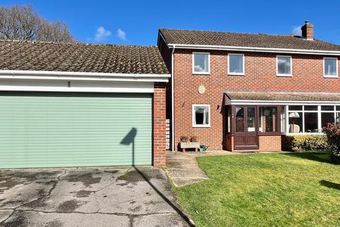 4 bedroom detached house for sale, Long Down, Petersfield GU31