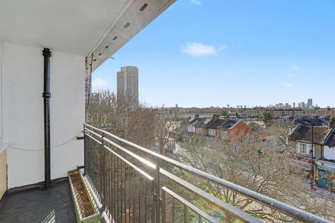 1 bedroom flat for sale, Maud Gardens, Maud Road, London, E13