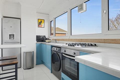 1 bedroom flat for sale, Maud Gardens, Maud Road, London, E13