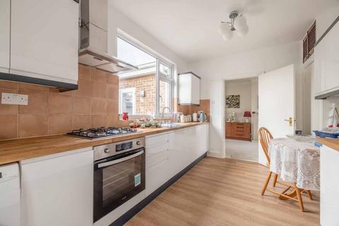 undefined, Lawn Close, Datchet  SL3