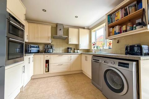 3 bedroom detached house for sale, Falmouth Close, Nailsea, North Somerset, BS48