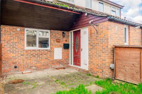 3 bedroom terraced house for sale, Briscoe Road, Basildon SS13