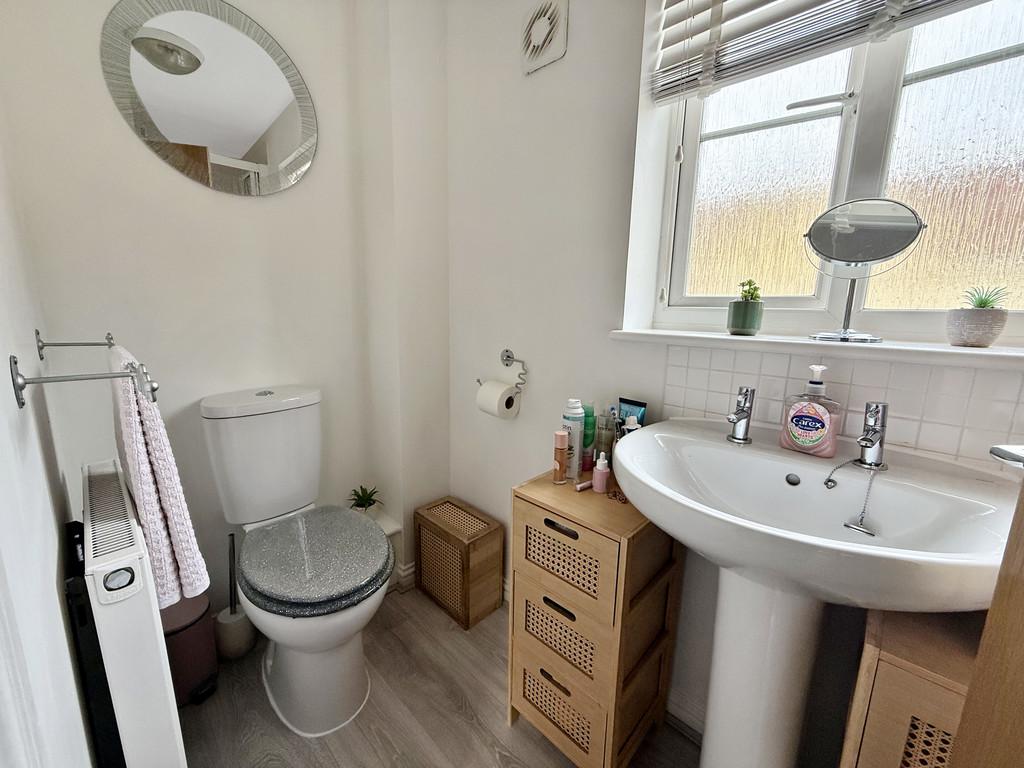 7 Shepherd guest ensuite