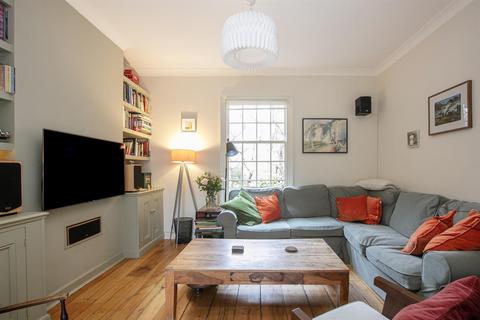 3 bedroom end of terrace house for sale, Addington Square, Camberwell, SE5