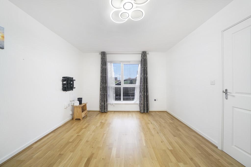 5 Duffy Avenue - Myl0 DXBBp450dnl Ne4h S