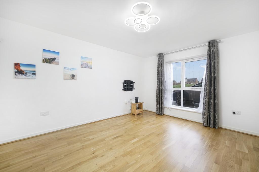 5 Duffy Avenue - srz Kp LDITDIvce3fq4 Ru