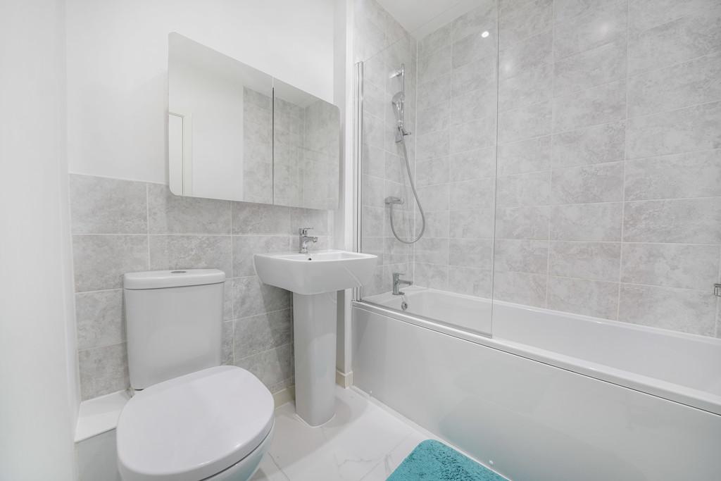 5 Duffy Avenue - WXUk1oy C8h LURMn Ly Wq8
