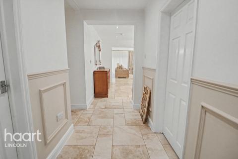 4 bedroom detached bungalow for sale, Lincoln Road, Dunholme