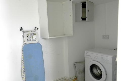 3 bedroom duplex to rent, Crwys Road, Cardiff CF24