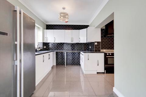 undefined, Brackendale Avenue, Basildon