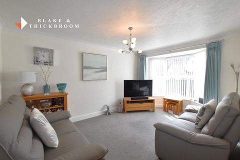 3 bedroom detached house for sale, Pevensey Drive, Clacton-on-Sea