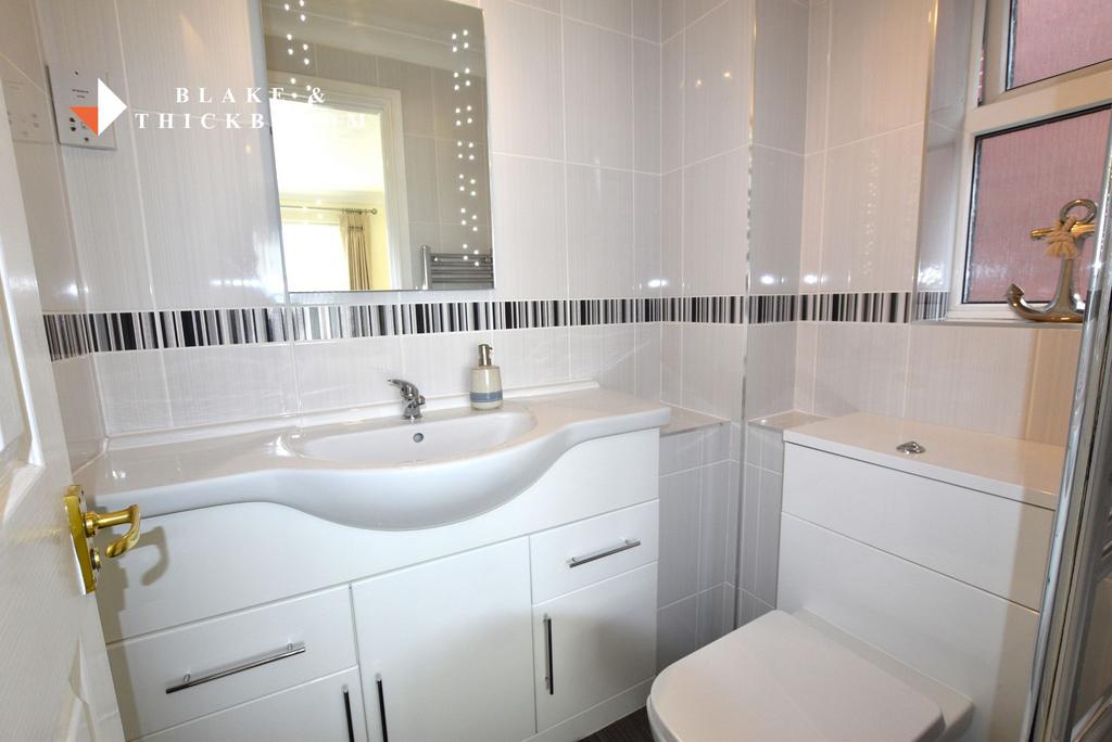 En suite shower room