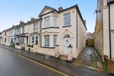 undefined, Livingstone Road, Gillingham,
