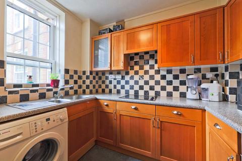 2 bedroom flat to rent, Wolseley Street, London SE1