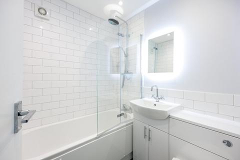 undefined, Heath Royal, 20 Putney Heath Lane, London