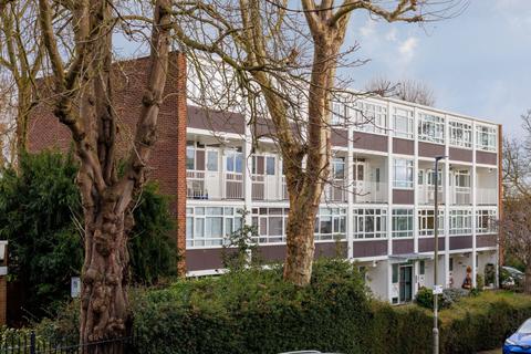 Heath Royal, 20 Putney Heath Lane, London