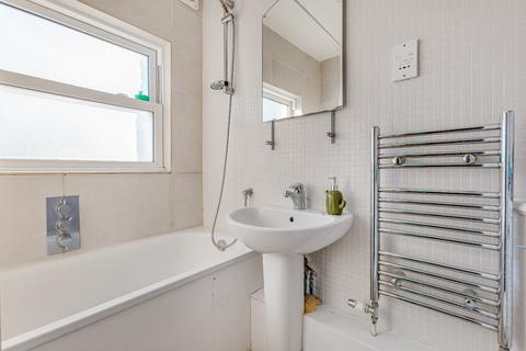 1 bedroom flat to rent, Stormont Road, London