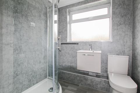 2 bedroom property to rent, Alton Close, Bexley
