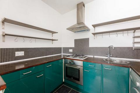 1 bedroom flat to rent, Askew Road W12