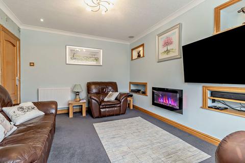 3 bedroom semi-detached house for sale, Burley Hill Drive, Leeds