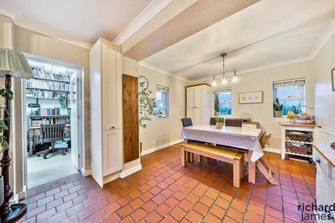 4 bedroom semi-detached house for sale, Eastcott Road, Old Town, Swindon, SN1