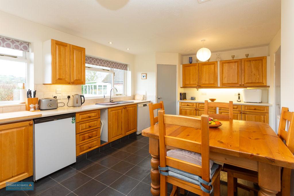 Kitchen / Breakfast