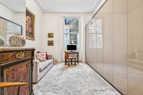 2 bedroom flat for sale, Courtfield Gardens, Earls Court, London