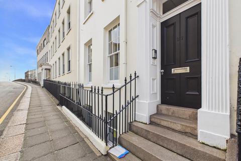2 bedroom flat for sale, Flat 1, 27 Pier Road, St Helier
