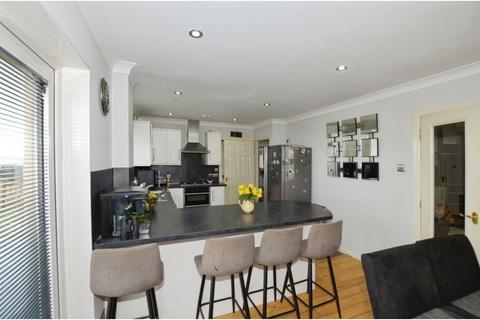 5 bedroom detached house for sale, Scapa Place, Thurso, KW14