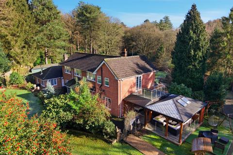 4 bedroom detached house for sale, Haggnook Wood, Nottingham NG15
