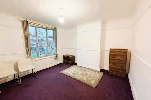 1 bedroom flat to rent - Queens Avenue, Greenford UB6