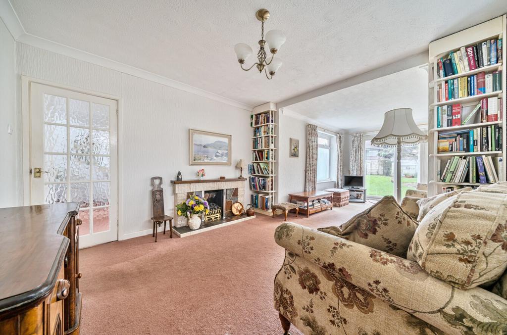 Sitting /Family Room