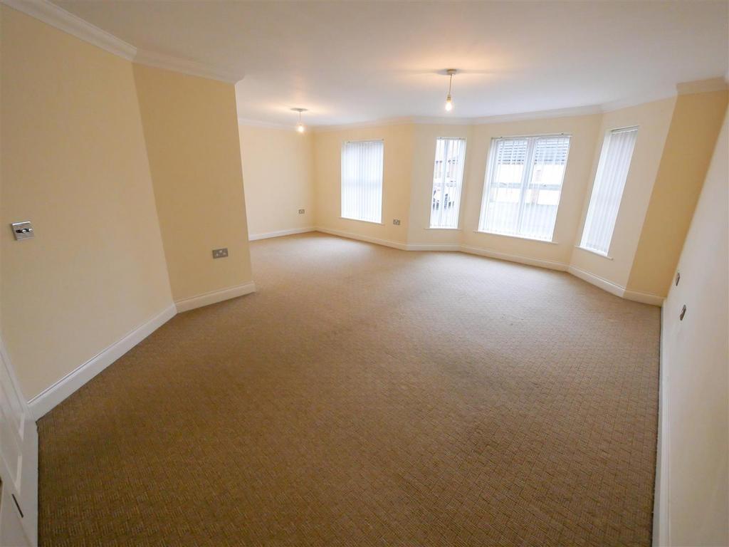 Living room / dining room