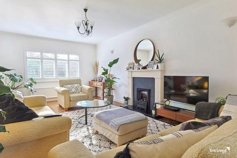 4 bedroom detached house for sale, LANGLEY AVENUE BRIXHAM