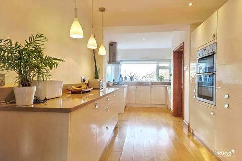 4 bedroom detached house for sale, LANGLEY AVENUE BRIXHAM