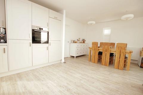 3 bedroom detached house for sale, Archer Road, Lee-On-The-Solent, PO13
