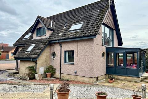 undefined, Beechwood Gardens, Tillicoultry FK13