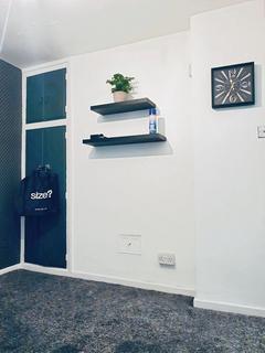 2 bedroom semi-detached house for sale, Rufford Drive, Manchester