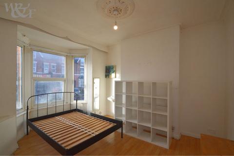 4 bedroom terraced house for sale, Slade Road, Birmingham B23