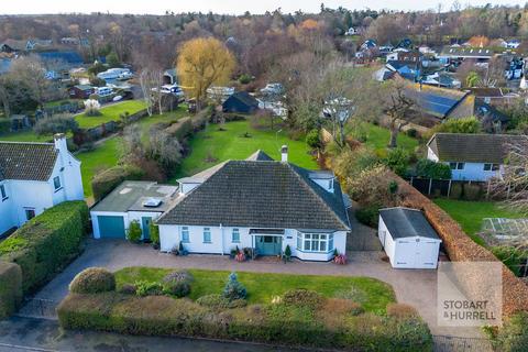 3 bedroom detached house for sale, Meadow Drive, Norwich NR12