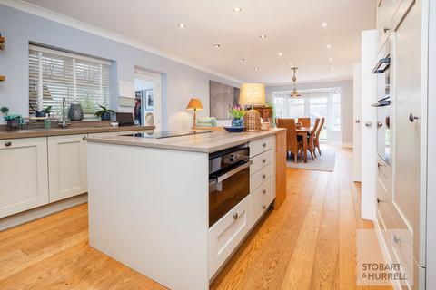 3 bedroom detached house for sale, Meadow Drive, Norwich NR12