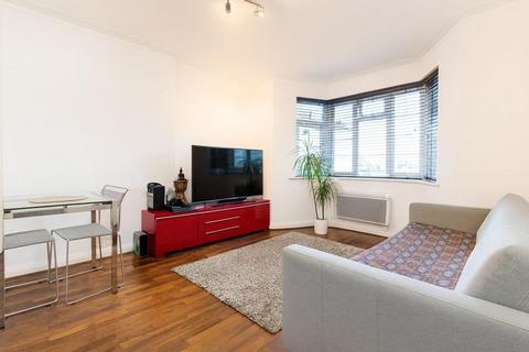 1 bedroom flat to rent, 1 bedroom flat in Kilburn NW2
