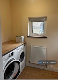 4 bedroom terraced house to rent, Bow Locks, London, E3
