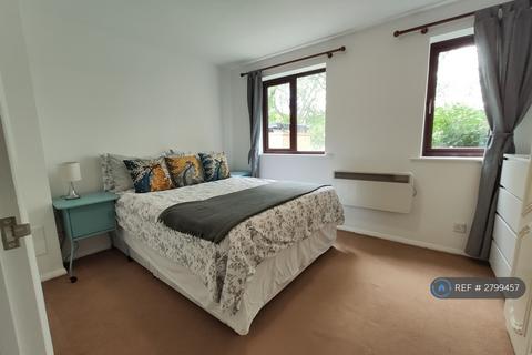 1 bedroom flat to rent, Inwen Court, London, SE8